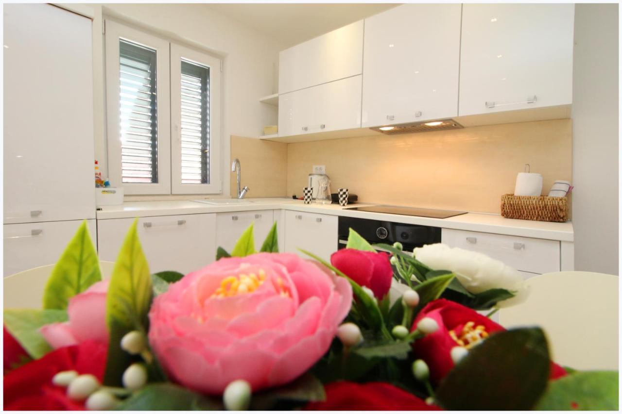 Holiday Home Ante Primosten Exterior photo